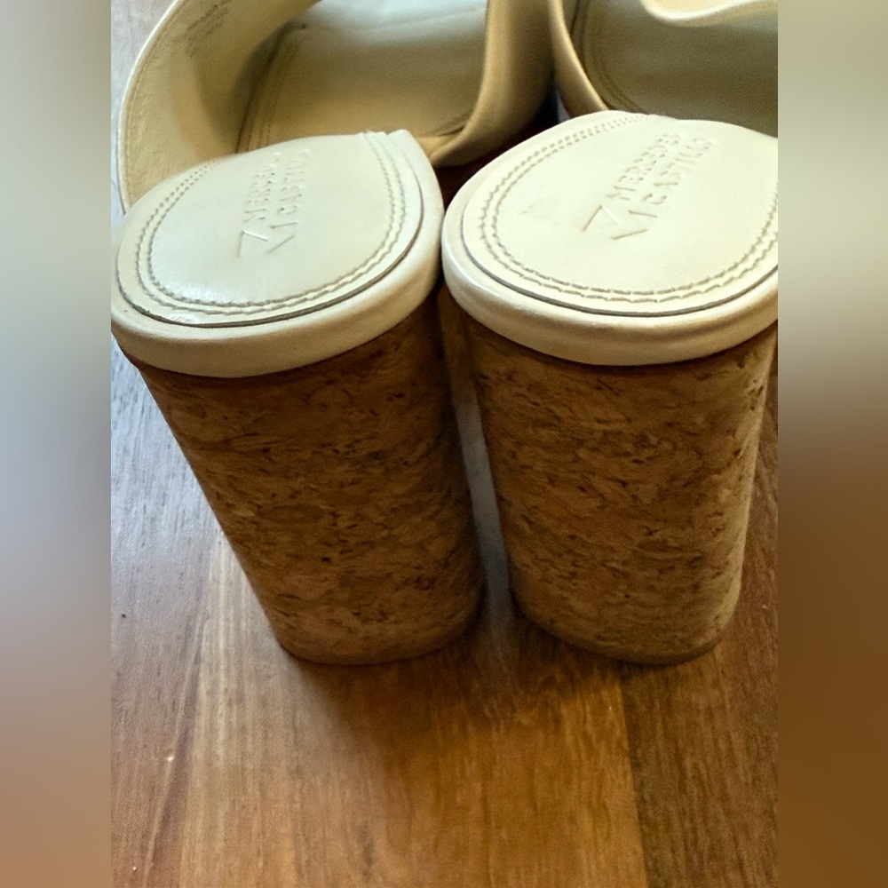 New leather Mercedes Castillo pumps size 9.5 - Picture 7 of 7